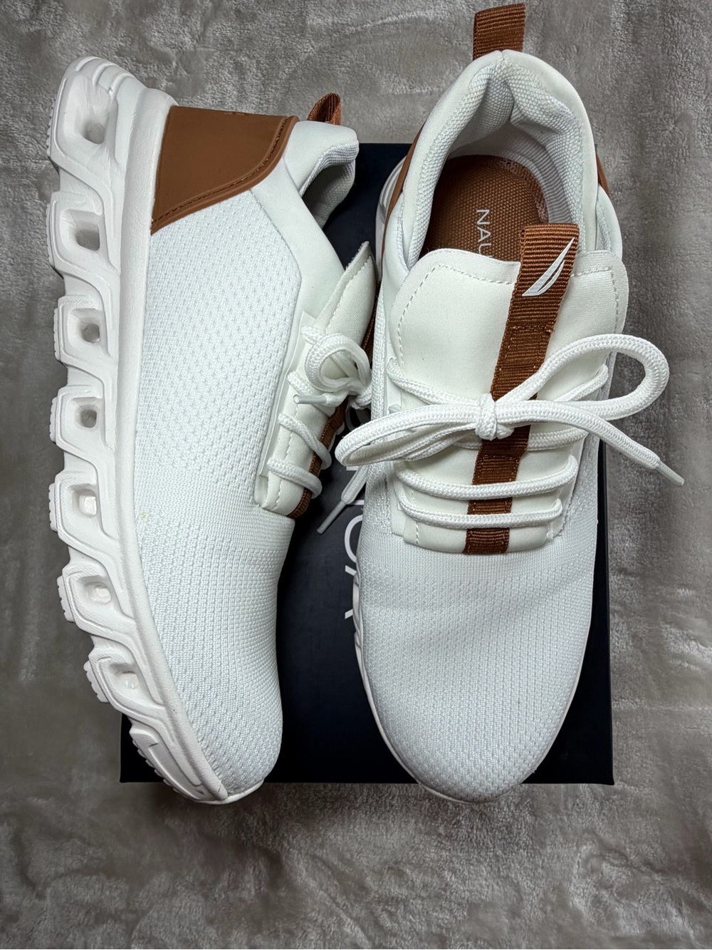 Nautica Chiatica Sneakers - Women’s Size 9, Ivory & Cinnamon
